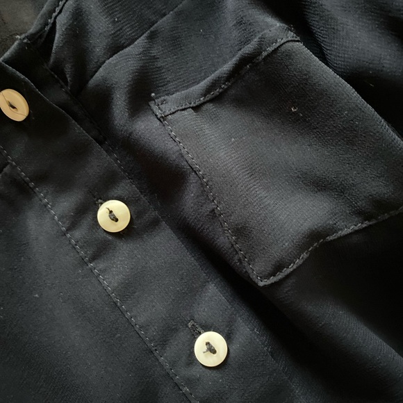 Pretty Good sheer navy blouse - Picture 3 of 3